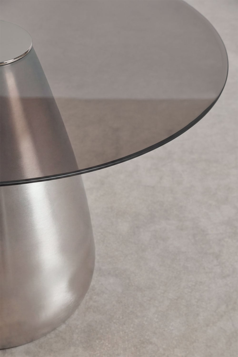 Round dining table Ø130 cm in tempered glass Mariana, gallery image 4