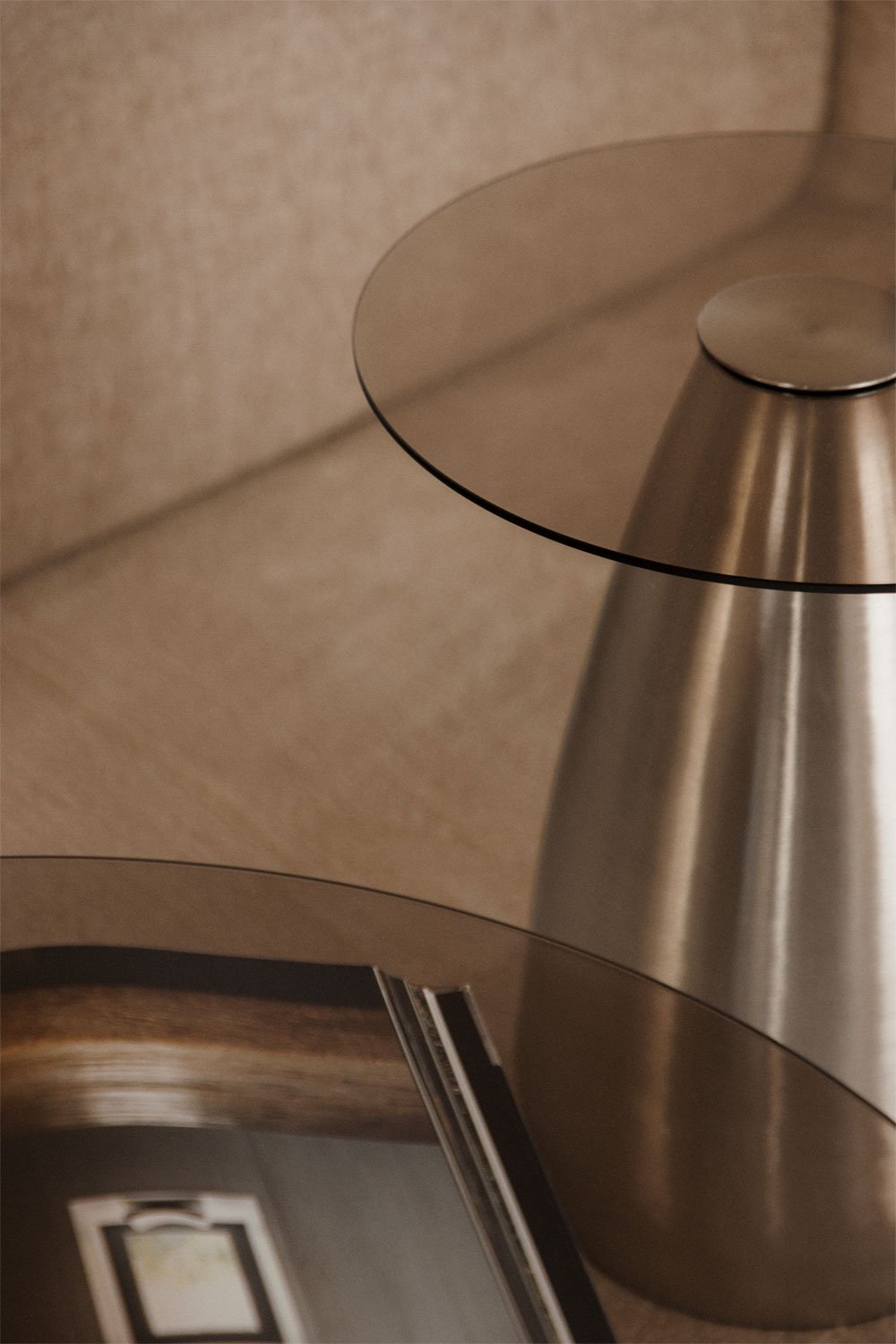 Set of 2 round tempered glass coffee tables Mariana, gallery image 2