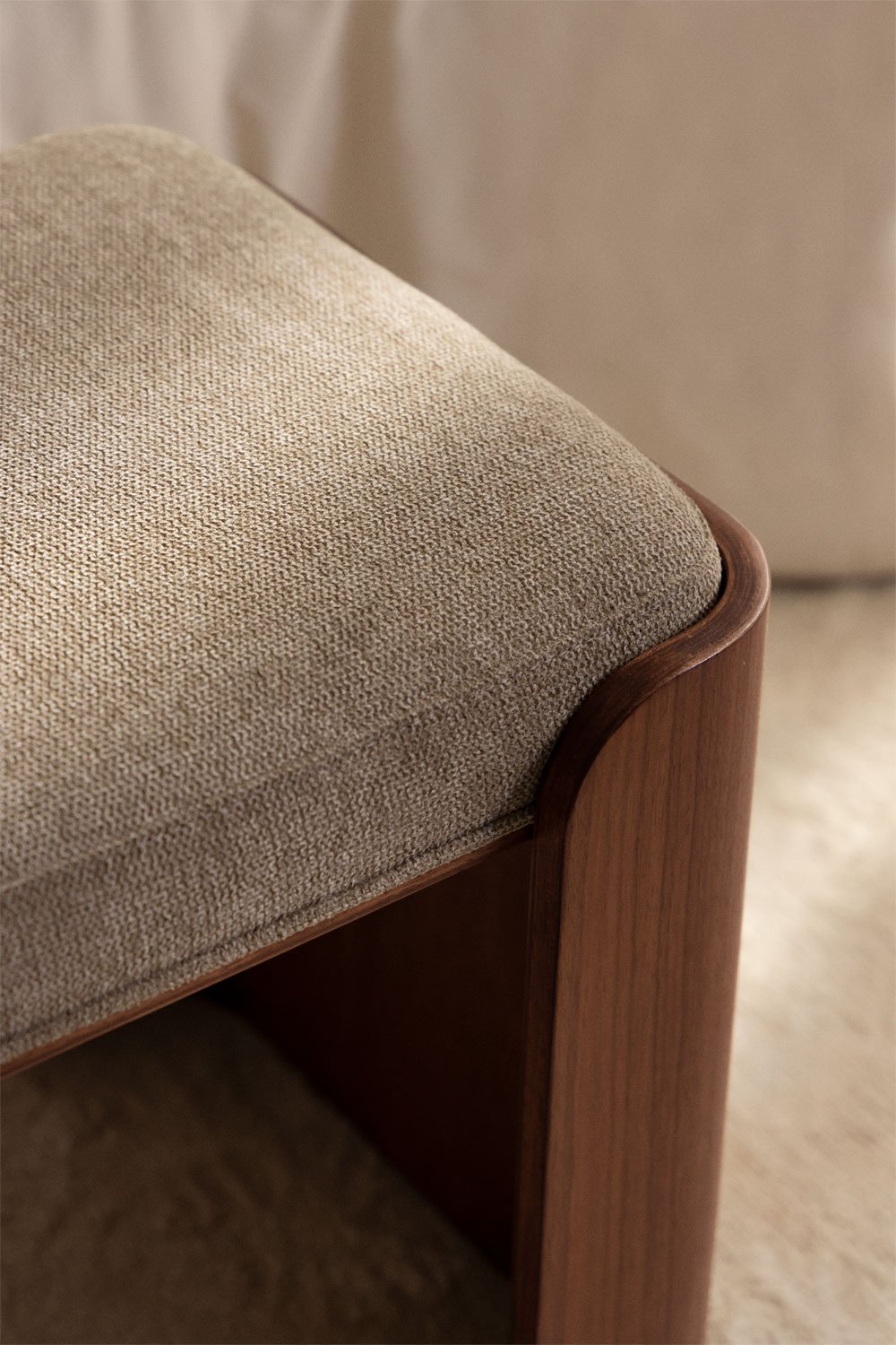 Lofren rubberwood and veneer bench, gallery image 2