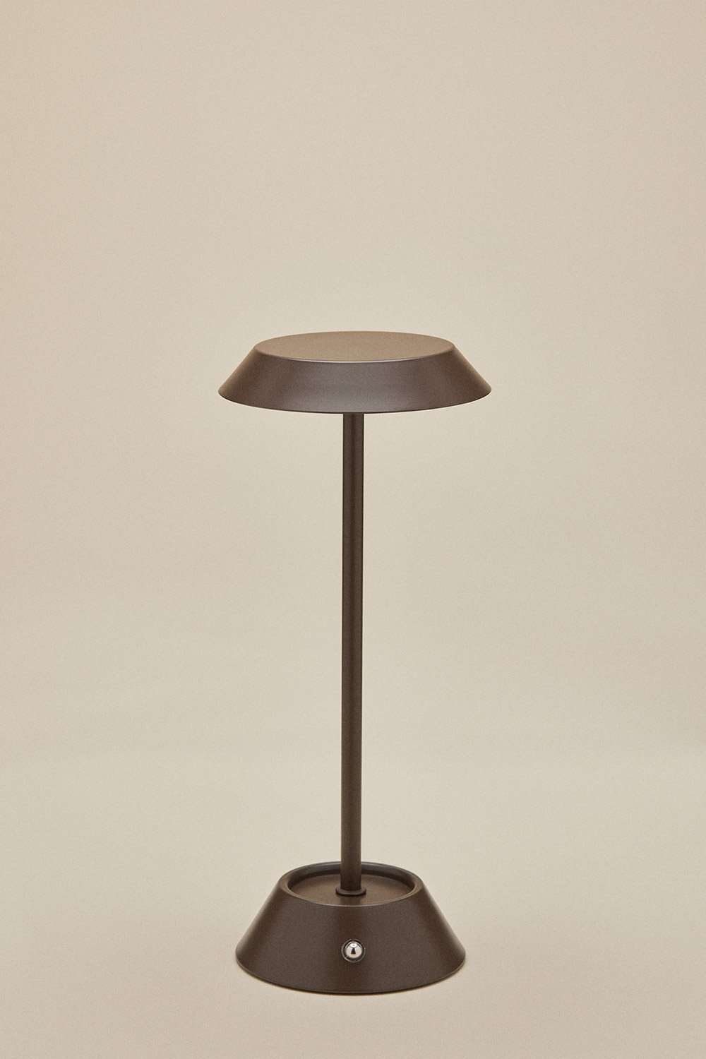 Oravella wireless LED outdoor table lamp in iron, gallery image 1