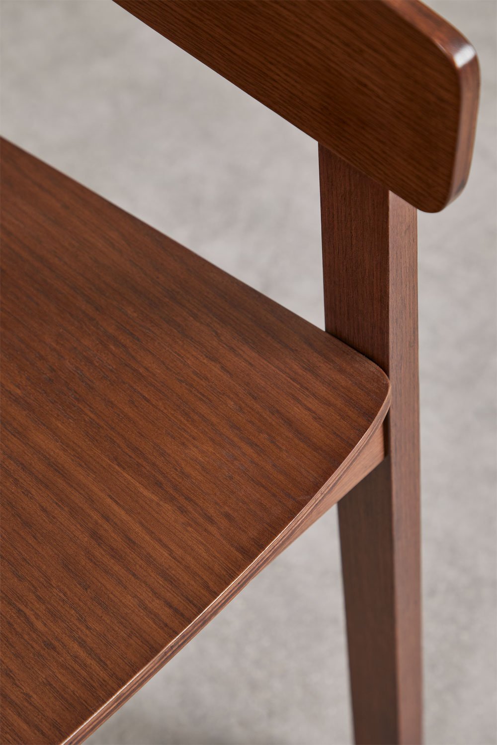 Pack of 2 dining chairs with armrests in oak wood Olsen, gallery image 7