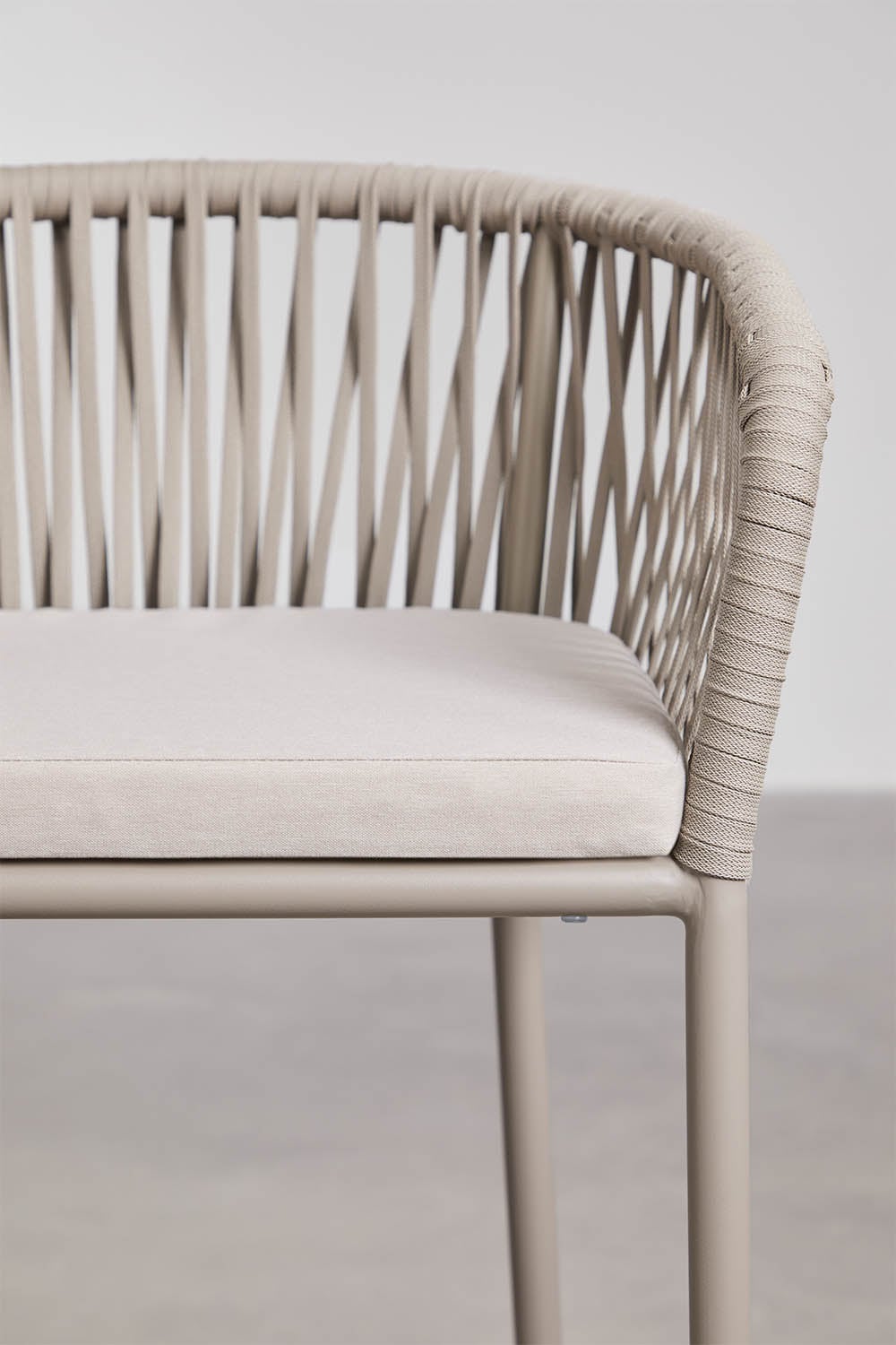 High stool with armrests in braided rope Arhiza, gallery image 4