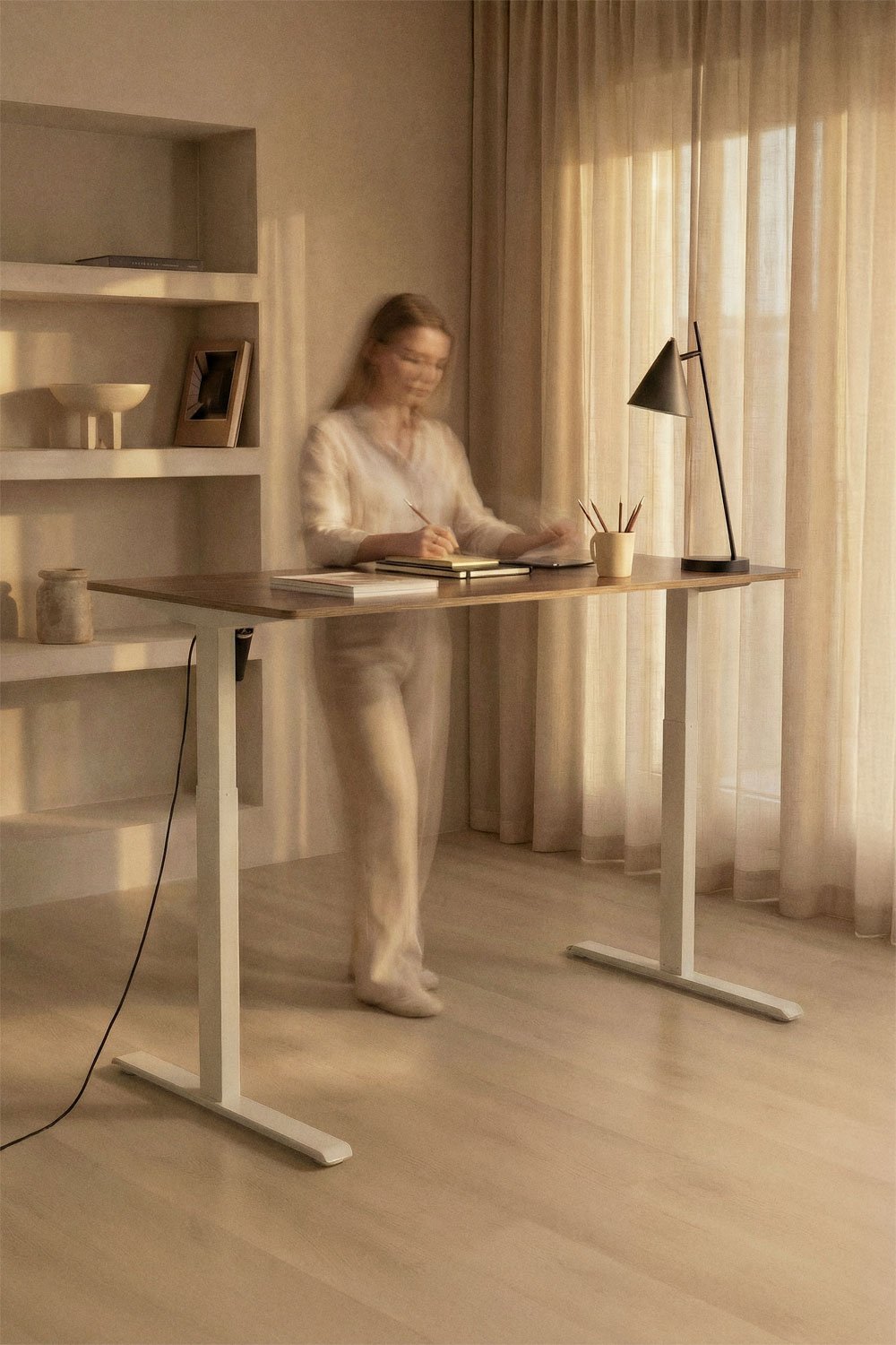 Electric rectangular height-adjustable desk with memory function in wood and iron Serpi, gallery image 2