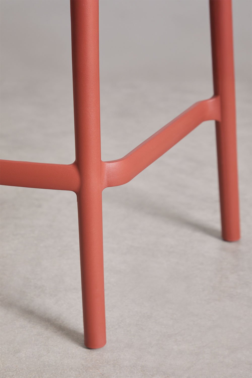 Pack of 2 stackable high stools in polypropylene Brenza, gallery image 5