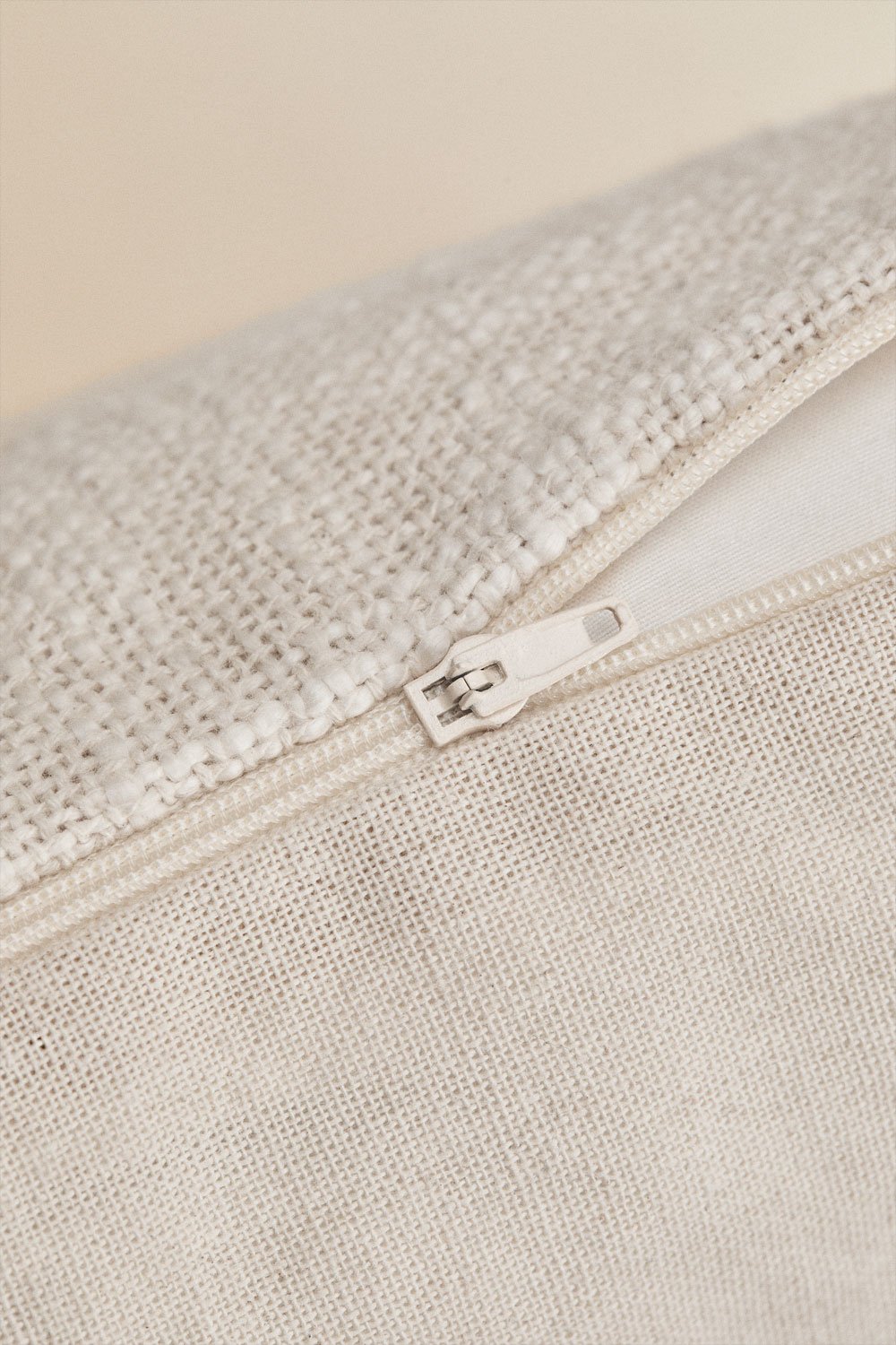 Square cushion 45x45 cm in Botucau cotton, gallery image 6