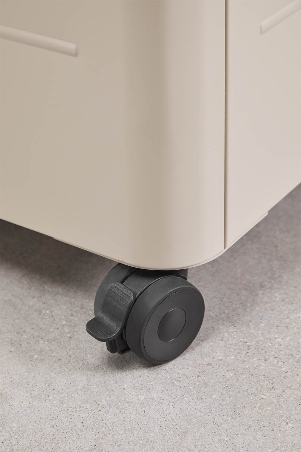 Forzan steel garden storage chest, gallery image 7