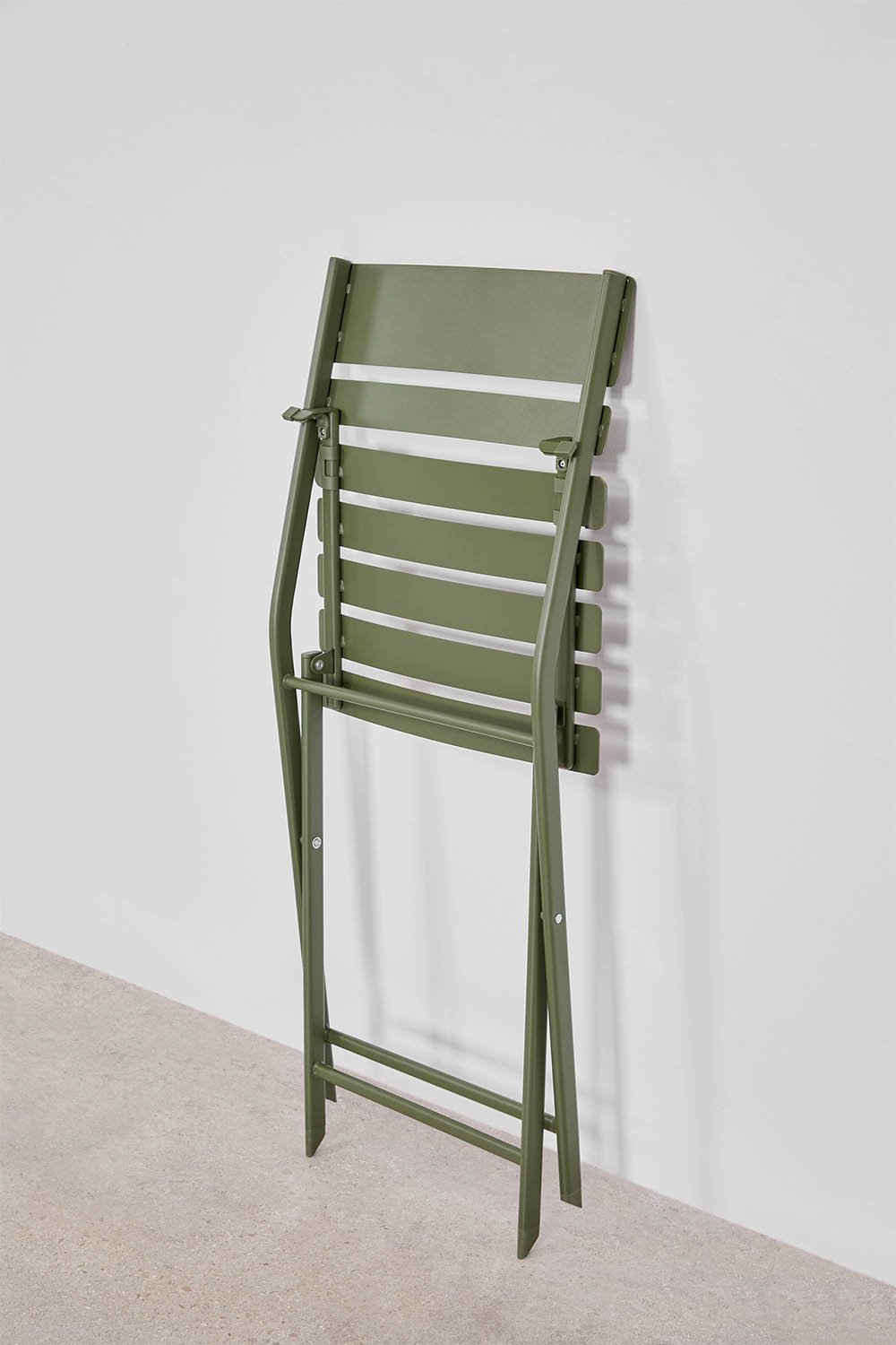 Square folding 60x60 cm table set and 2 Tamarit steel dining chairs, gallery image 10