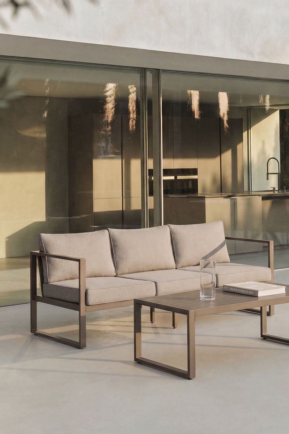 3-seater Lipov aluminum garden sofa, gallery image 10