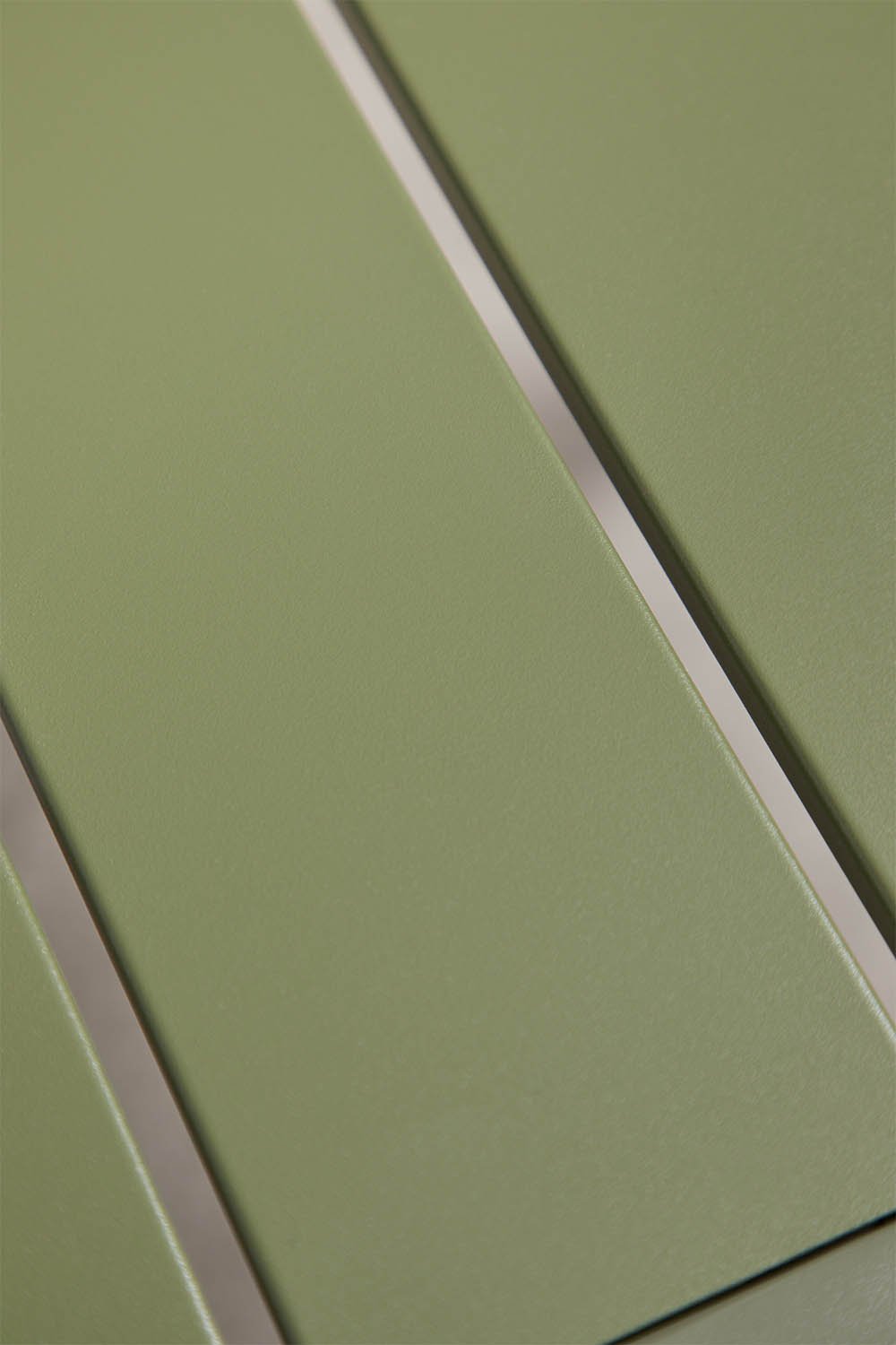 Set of 2 reclining loungers and 3 side tables in Marietta steel, gallery image 15