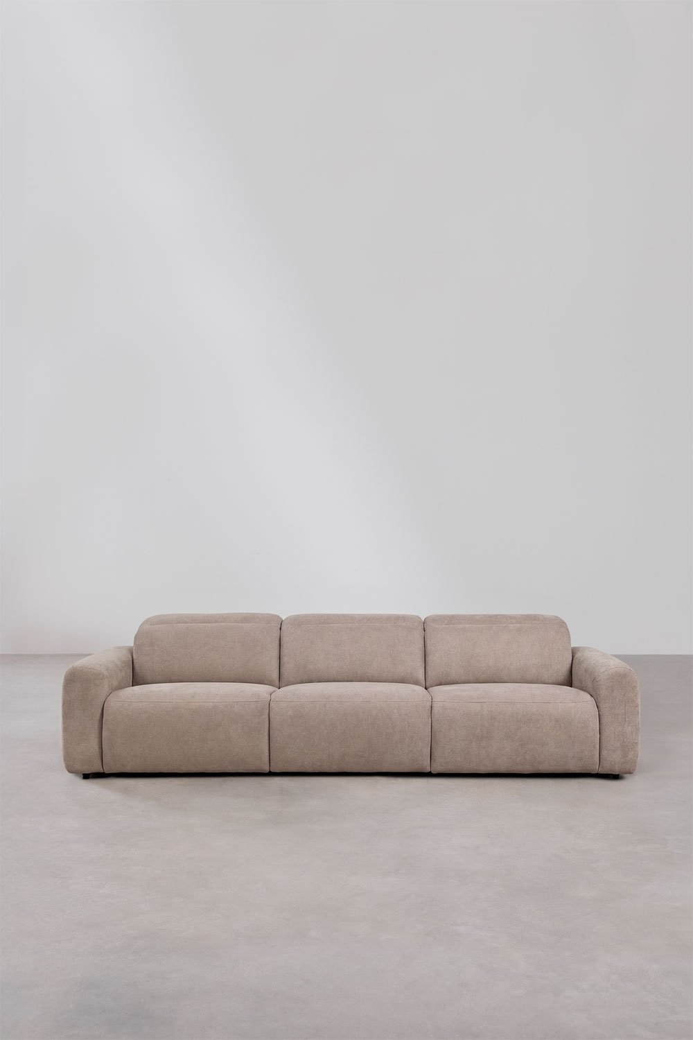 3-seater electric reclining sofa upholstered in Peggy, gallery image 4