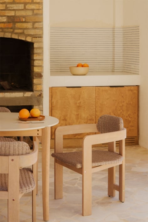 Garden chair with armrests in acacia wood and synthetic rattan Ginara