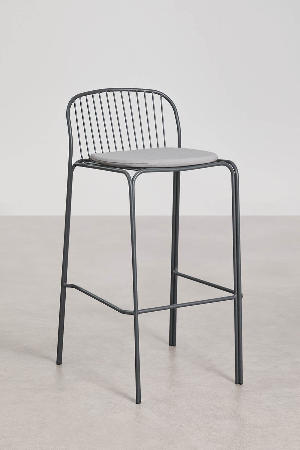 Anerina steel garden bar stool, gallery image 3