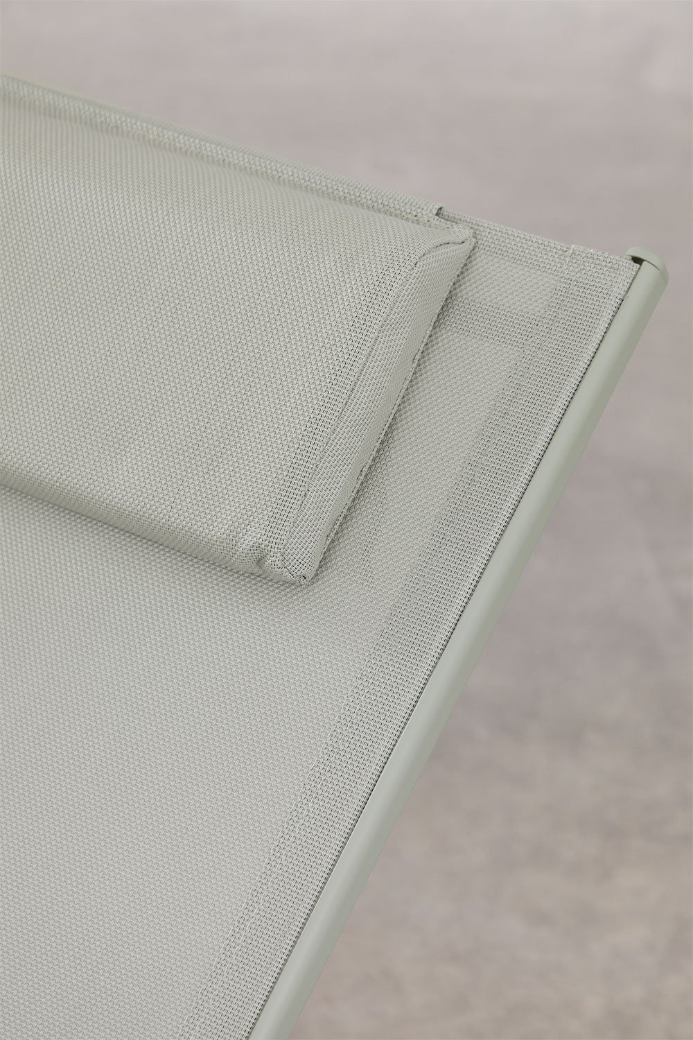 Reclining sun lounger with Therys cushion, gallery image 7