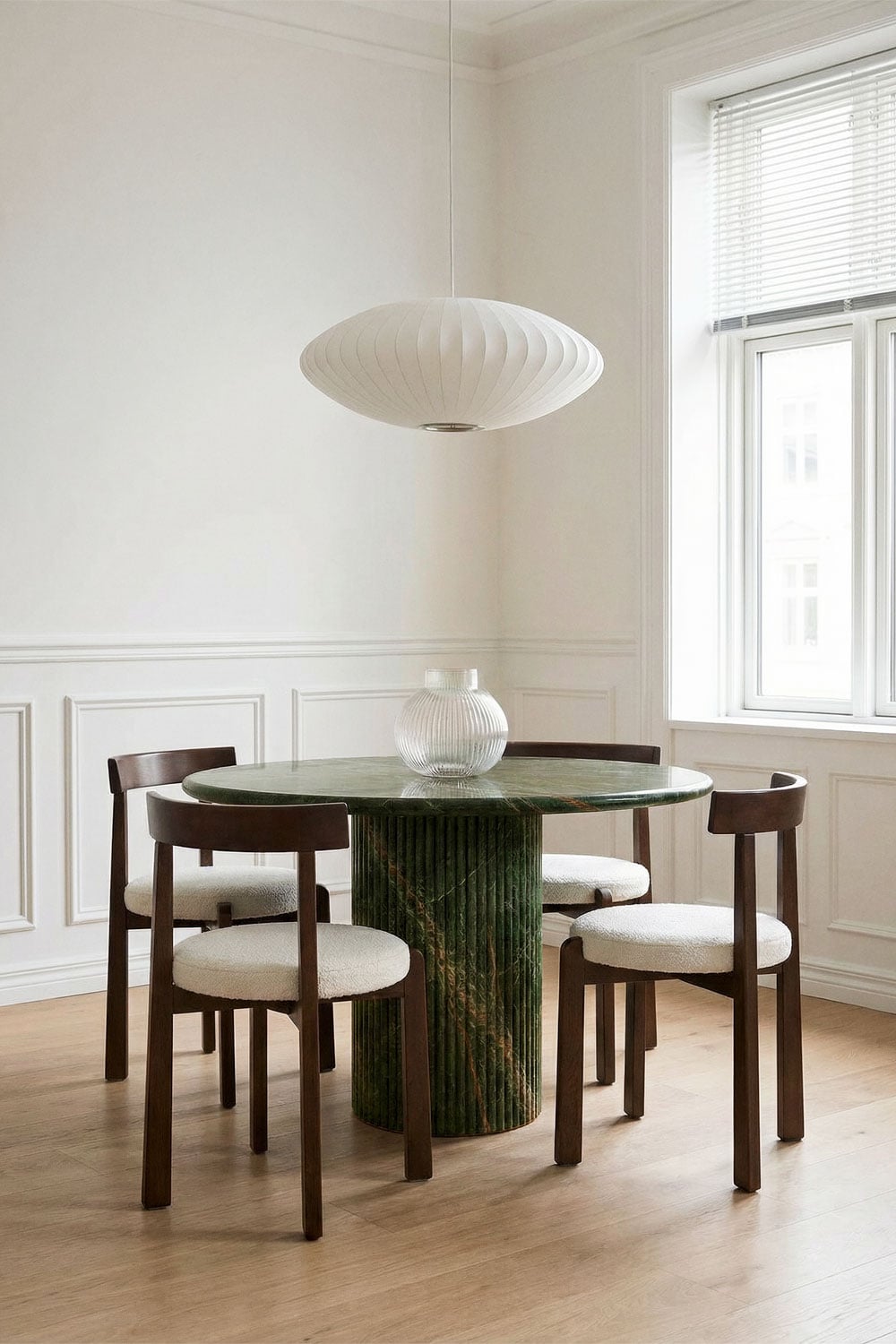 Round dining table Ø120 cm in natural stone Grosseto, gallery image 1