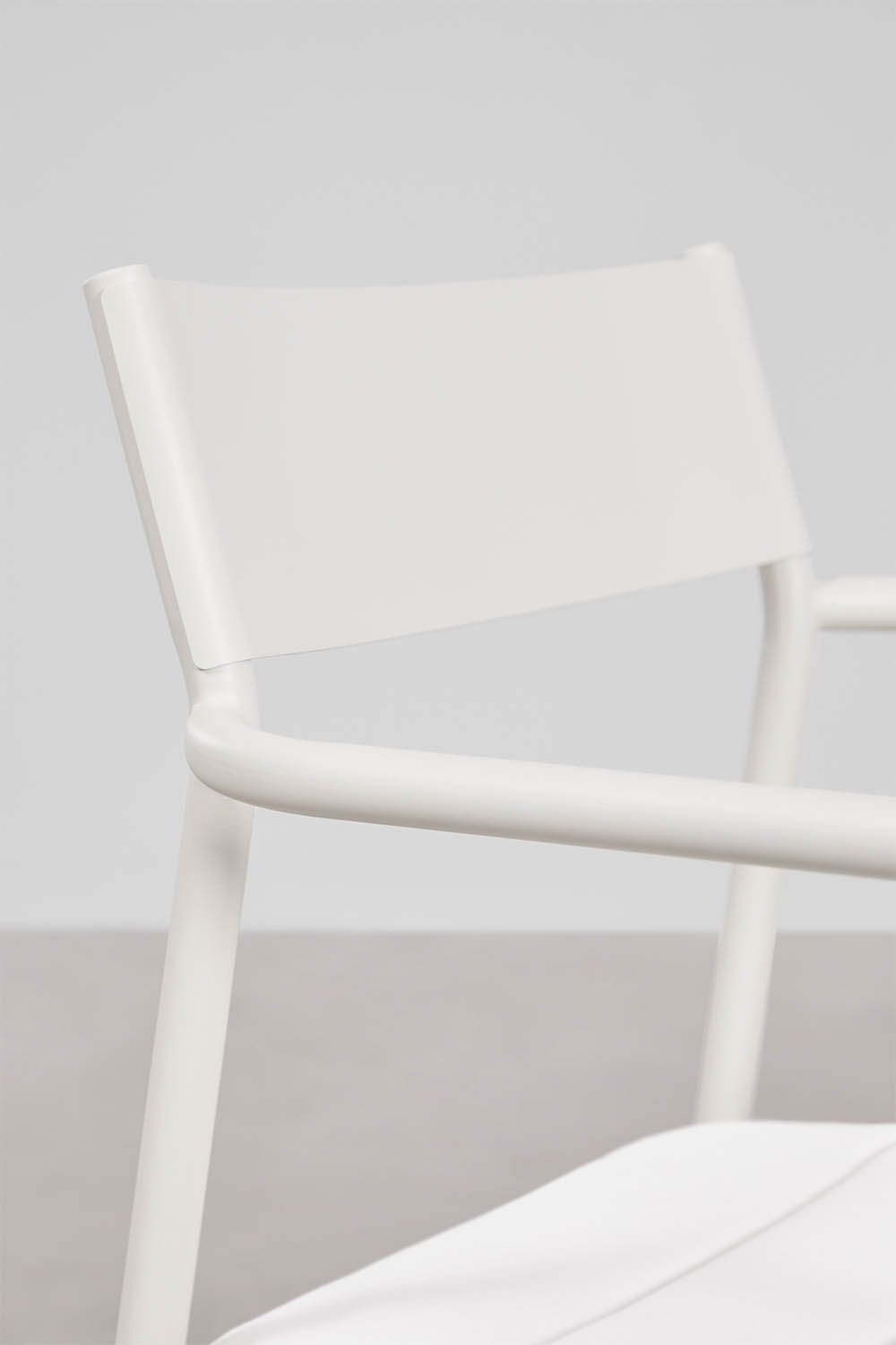 Stackable dining chair set of 4 with steel armrests Tossa, gallery image 4