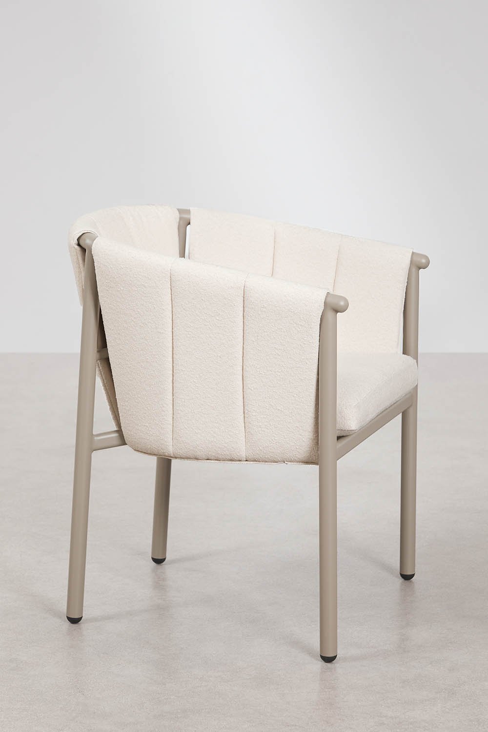 Pack of 4 garden chairs with armrests in bouclé and aluminum Boleni, gallery image 2