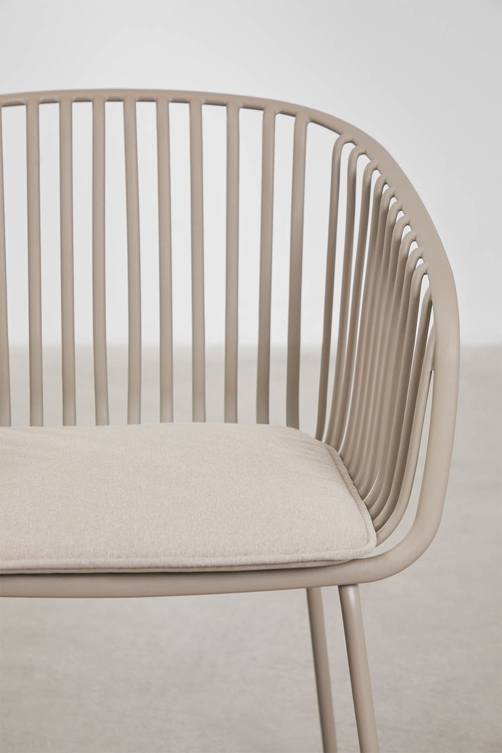 Aradina garden chair with steel armrests and polypropylene, gallery image 6