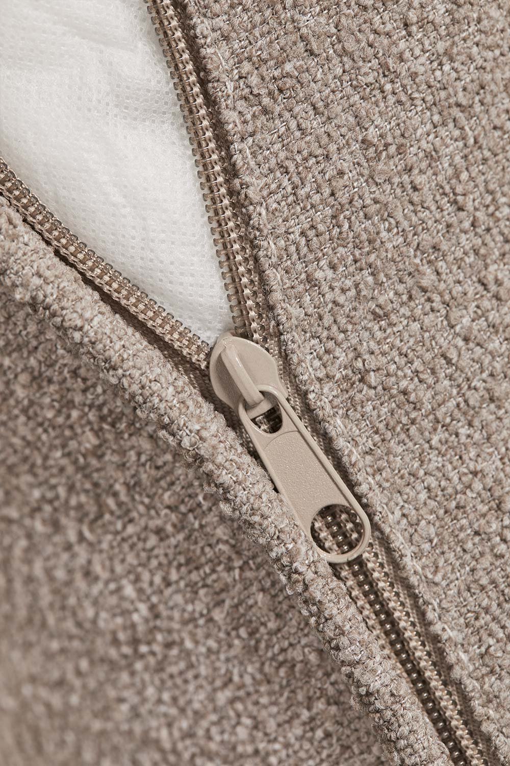 Double sun lounger in bouclé and aluminum with Boleni cushions, gallery image 6