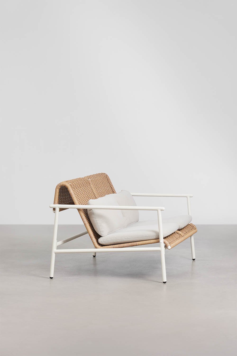 2-seater garden sofa in aluminum and synthetic rattan Duroli, gallery image 5