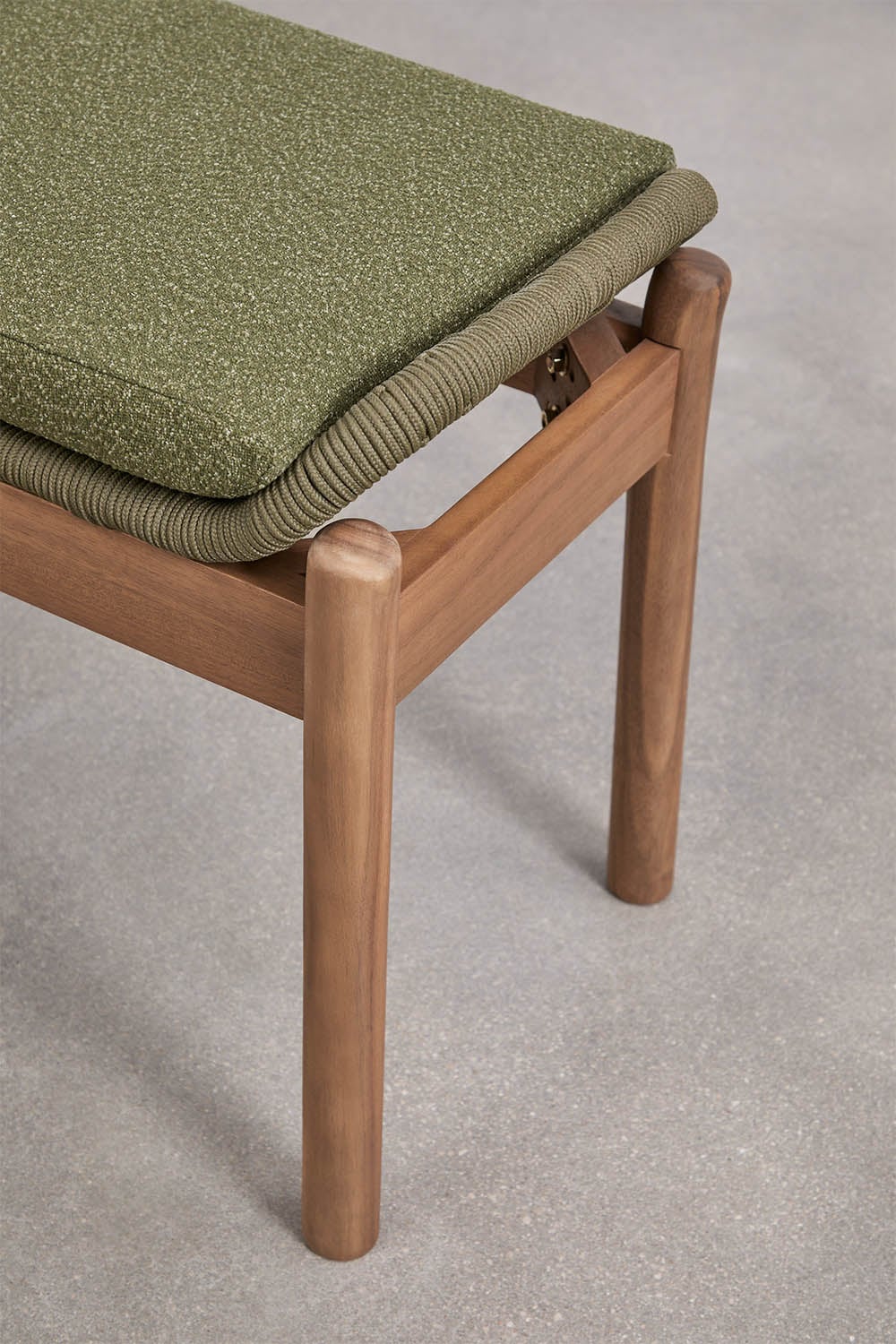 180 cm acacia wood and braided rope bench in sage green bouclé Karvia, gallery image 3