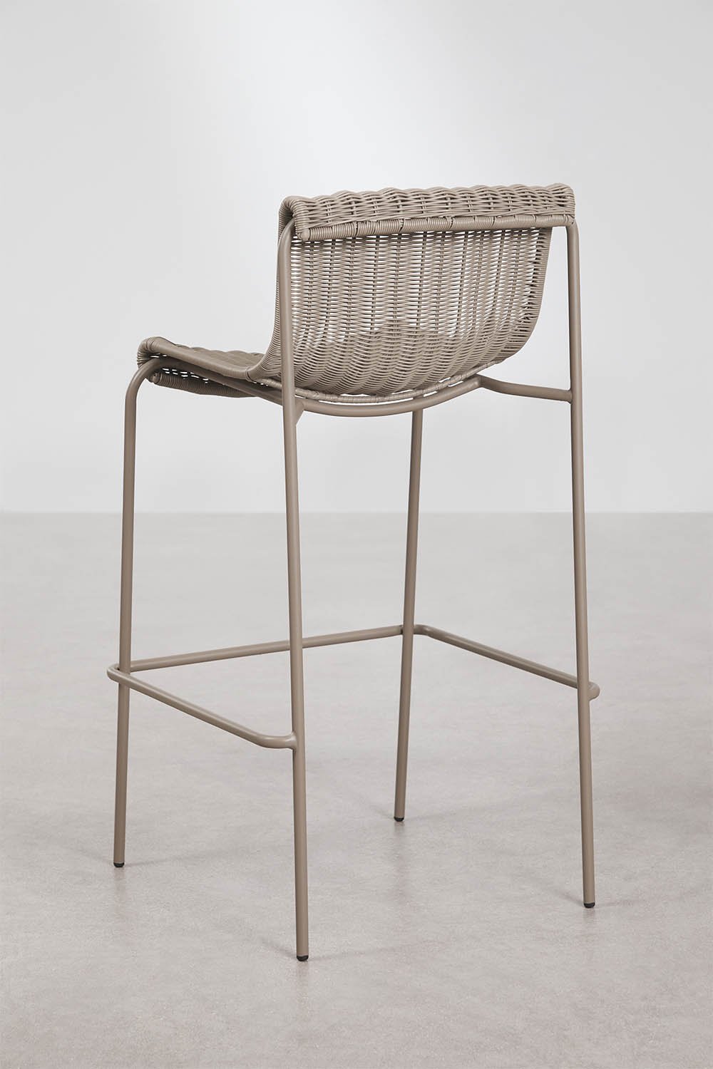 High stool in synthetic wicker and steel Revia, gallery image 3