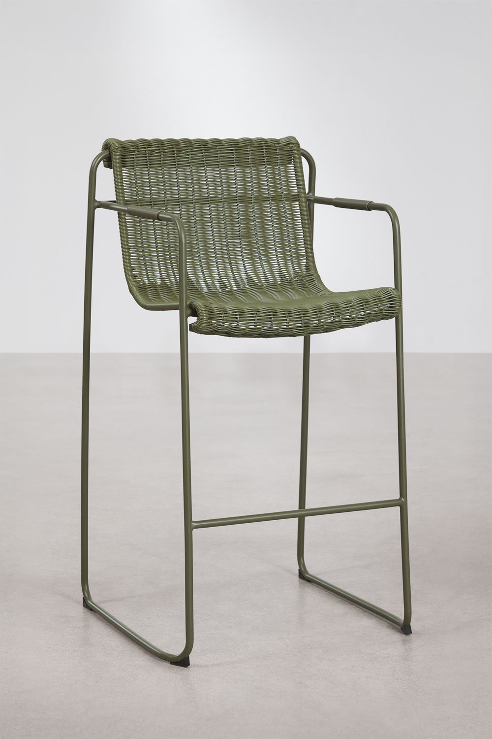 Stackable high garden stool with armrests in synthetic rattan and steel Revia, gallery image 1