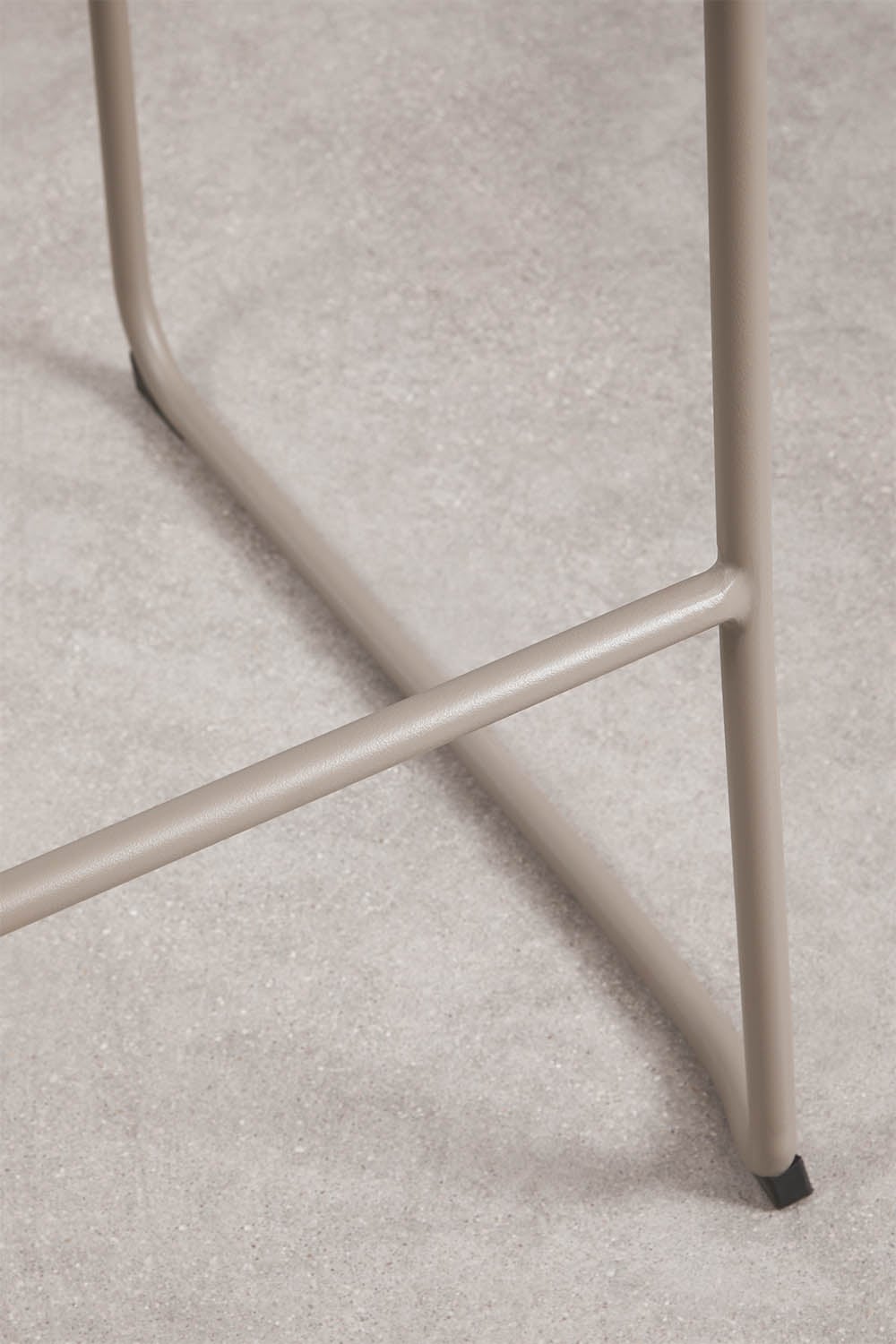 Stackable high garden stool with armrests in synthetic rattan and steel Revia, gallery image 5