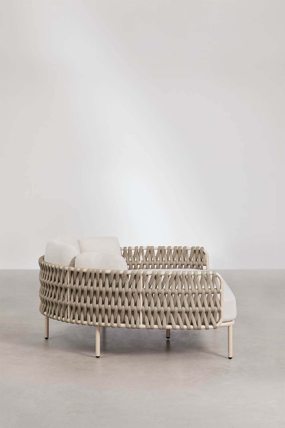 Double sun lounger in aluminum and braided rope with Tevary cushions, gallery image 2