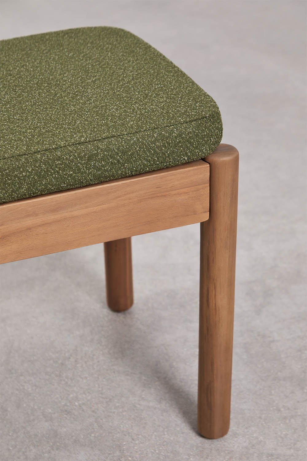 Bench 180 cm in acacia wood and sage green bouclé Karvia, gallery image 4