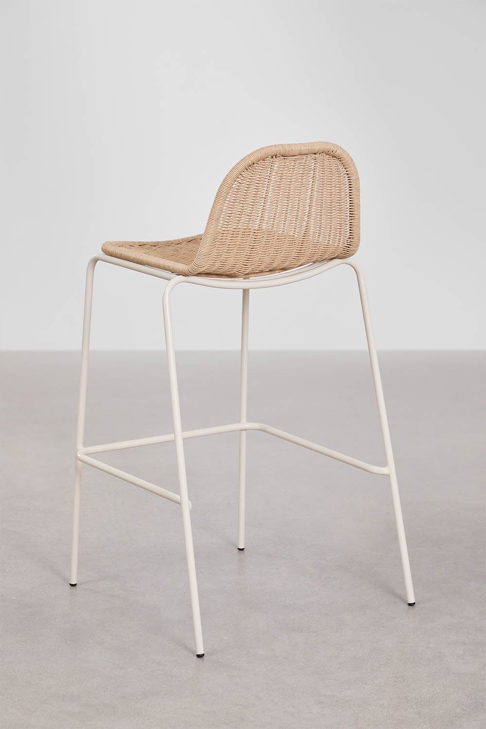 Stackable high stool in synthetic rattan Reiven, gallery image 3