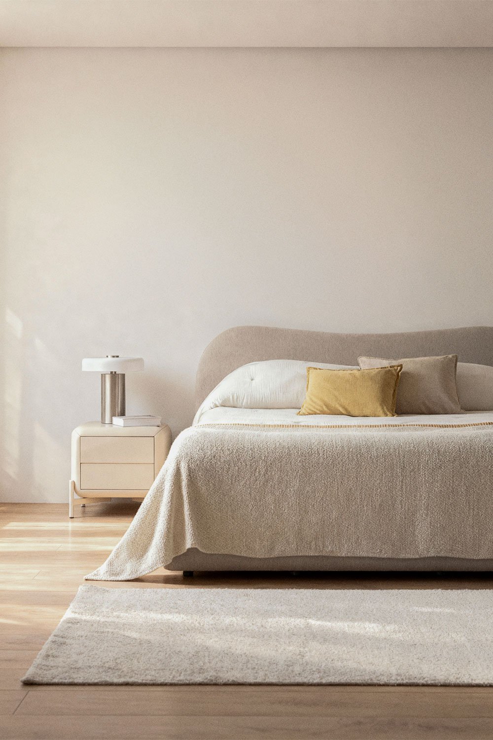 Winselet upholstered bed with lift-up storage base, gallery image 1