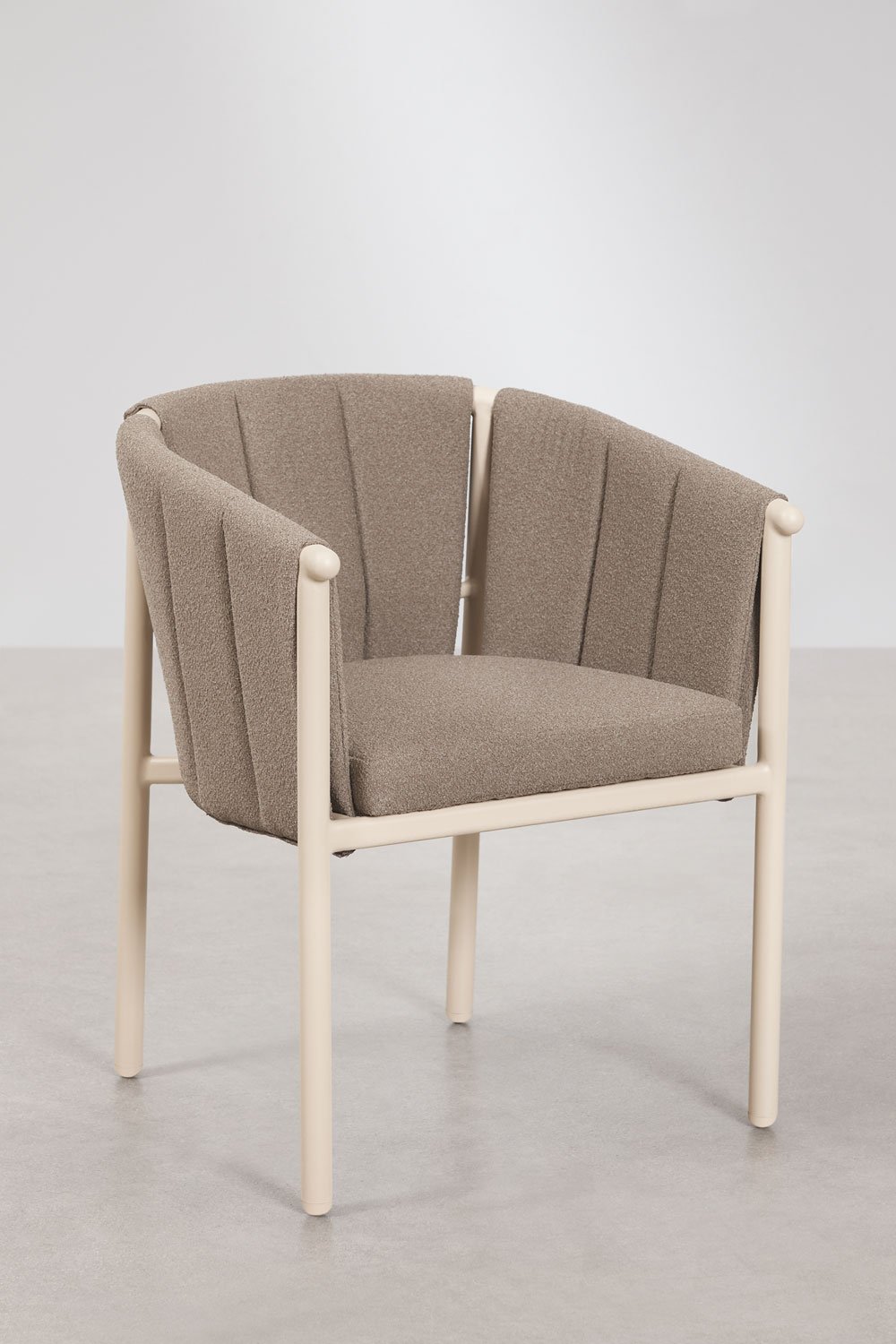 Boleni garden chair with armrests in bouclé and aluminum, gallery image 3