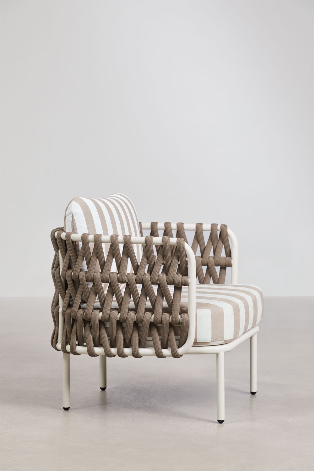 Tevary garden armchair in aluminum and braided rope, gallery image 5
