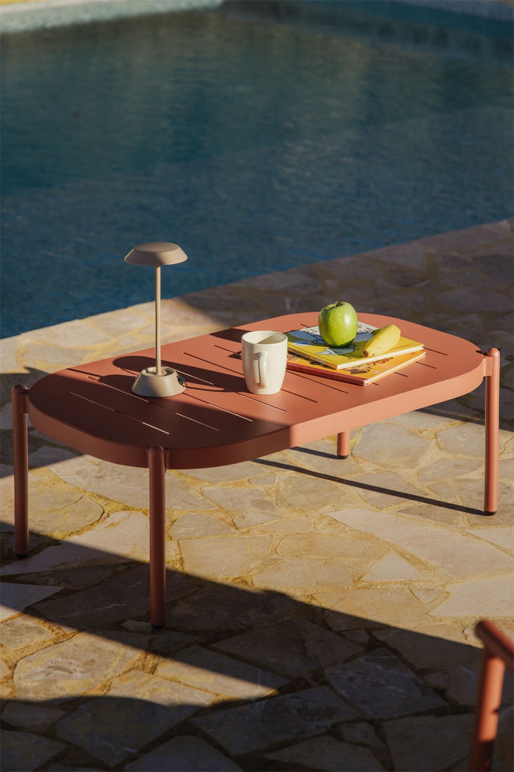 Rectangular 95x55 cm garden coffee table in Duroli aluminum, gallery image 1