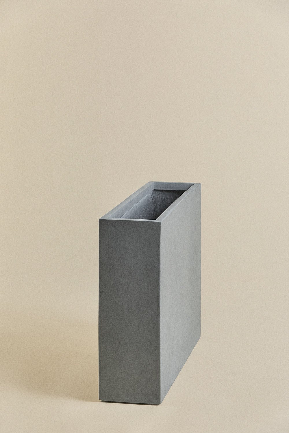 Rectangular outdoor cement planter Neyrua, gallery image 2