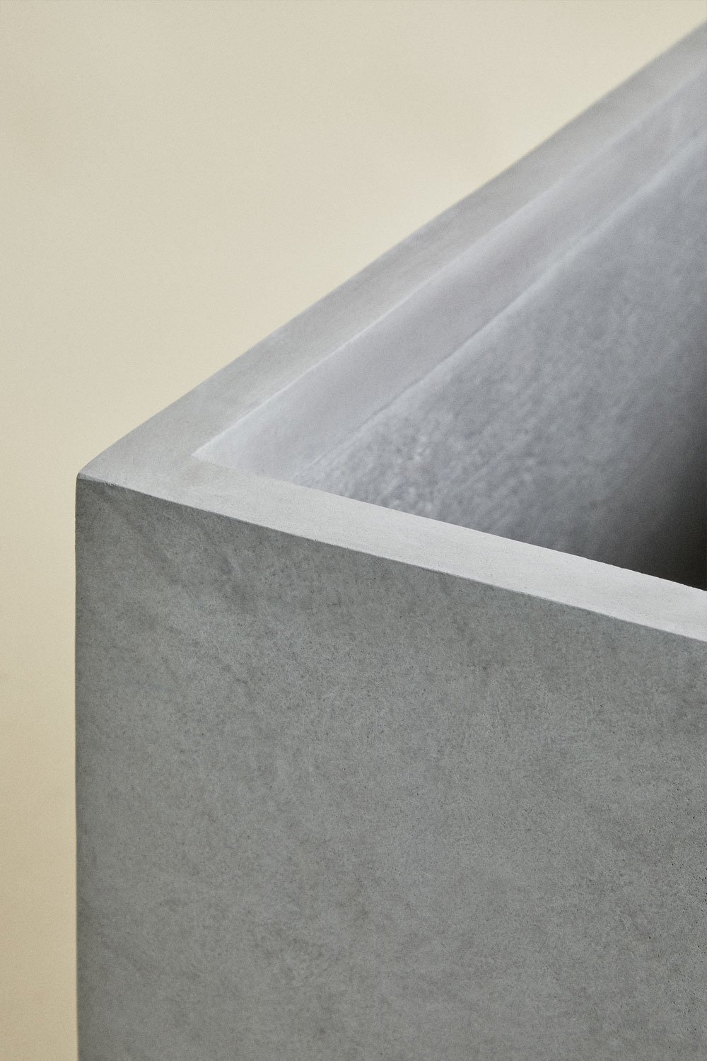 Rectangular outdoor cement planter Neyrua, gallery image 3