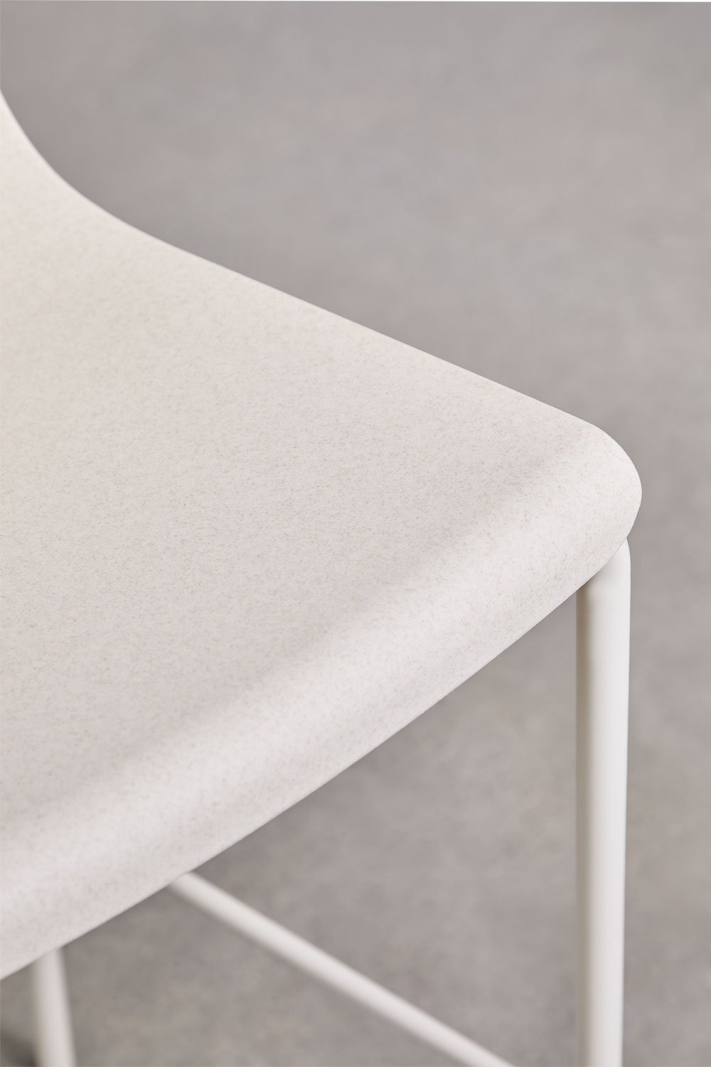 Pack of 2 high stools in polypropylene Ismene, gallery image 6