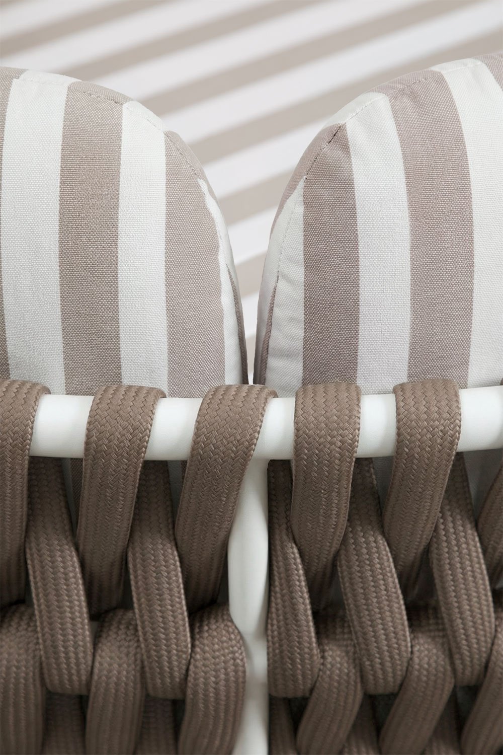 Double sun lounger in aluminum and braided rope with Tevary cushions, gallery image 7