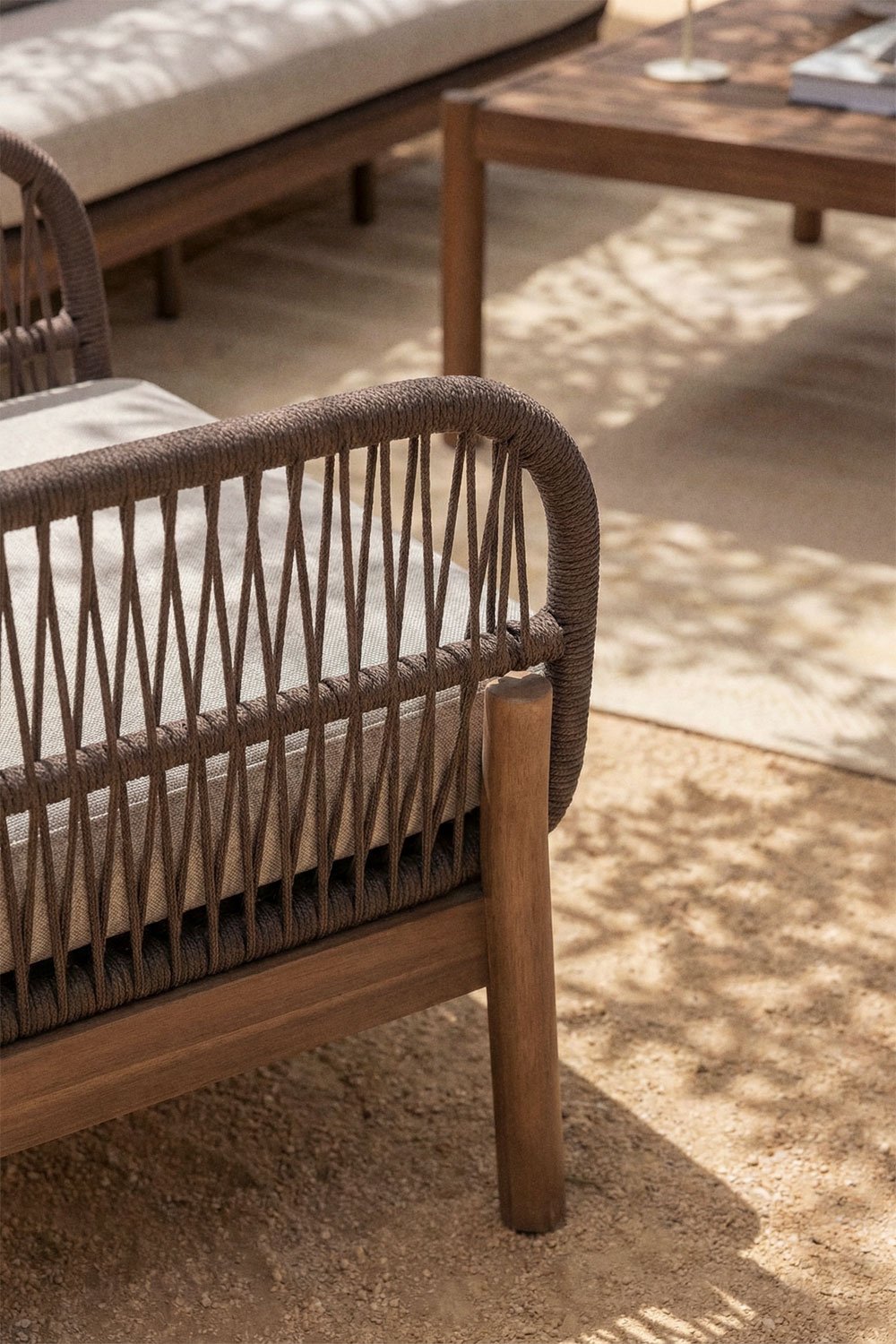 Karvia garden armchair in acacia wood and braided rope, gallery image 2