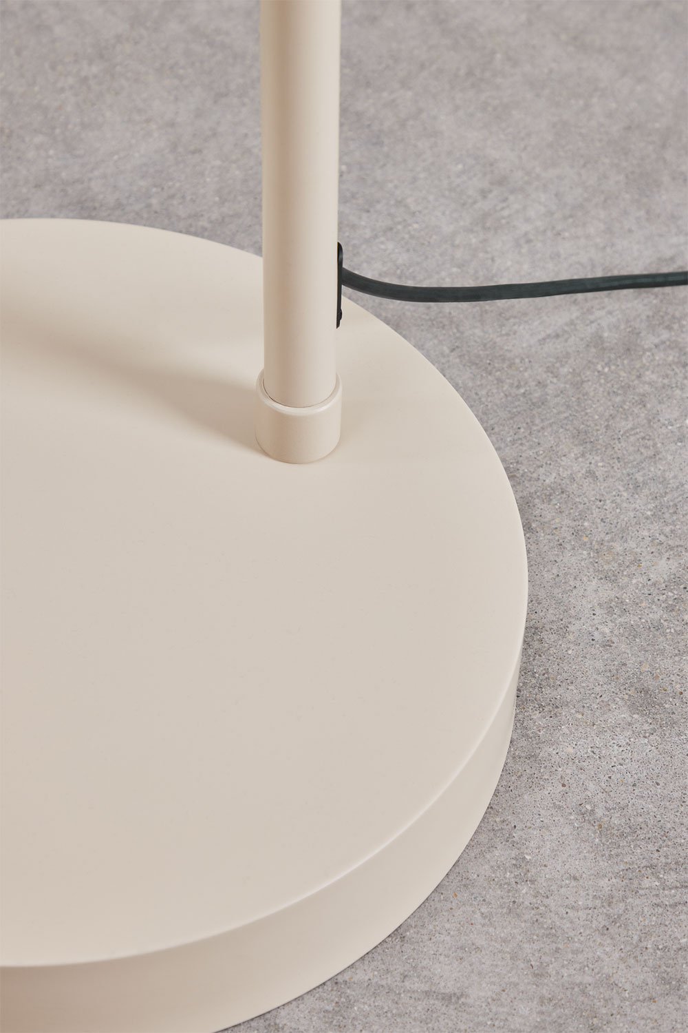 Diala iron floor lamp, gallery image 6