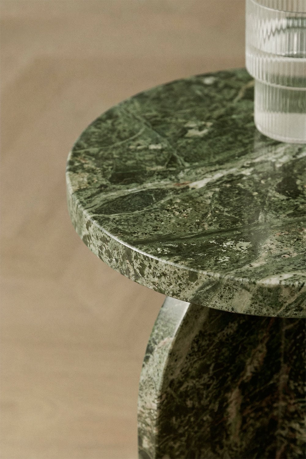 Round side table Ø30 cm in Graham marble, gallery image 2