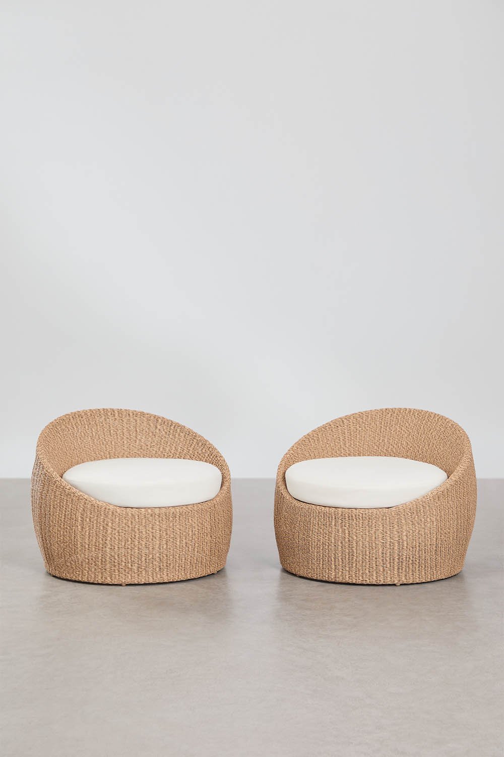 Pack of 2 garden armchairs in synthetic rattan Clarnyx, gallery image 3