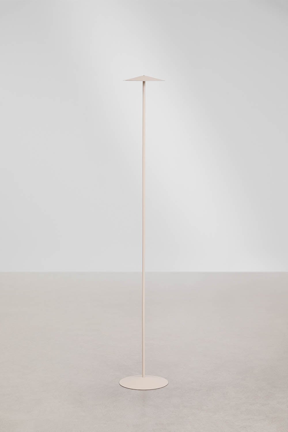 Wireless LED Outdoor Floor Lamp in Iron Emilein, gallery image 4
