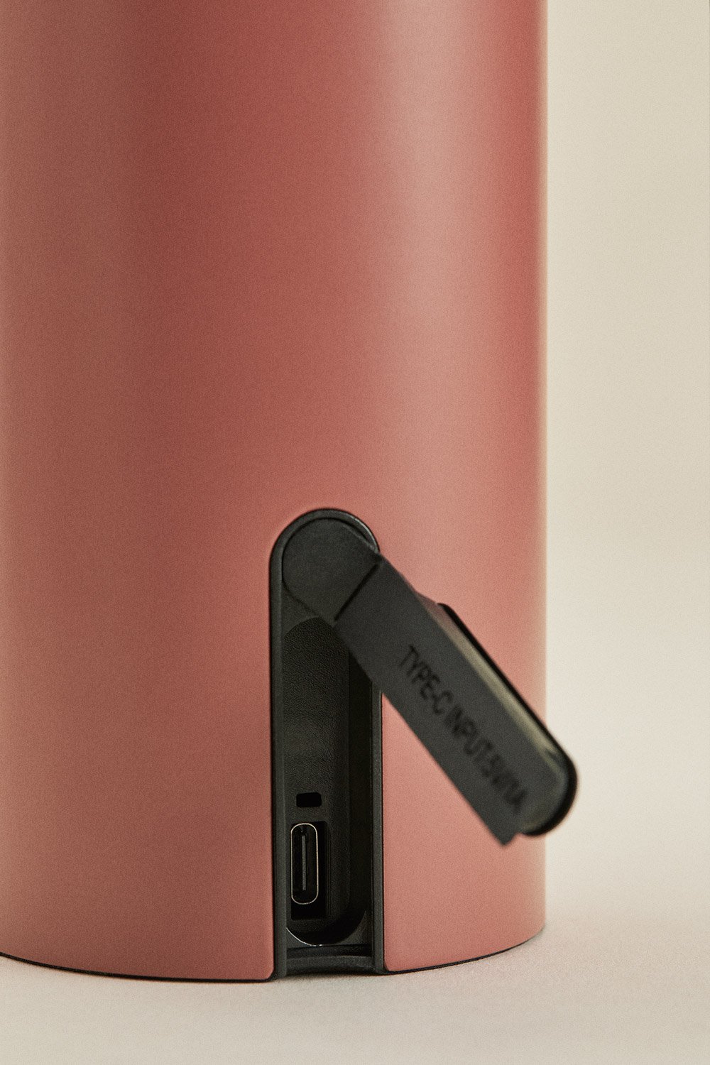 Wireless LED table lamp in iron Socotra, gallery image 4