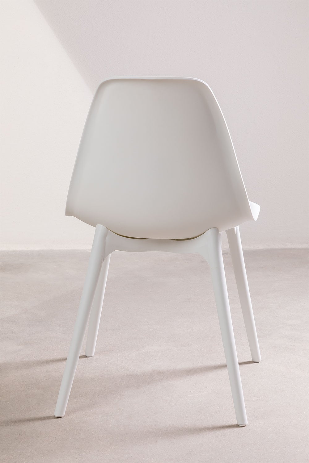 Rectangular table set 135x80 cm and 4 garden chairs in polypropylene Scand, gallery image 8