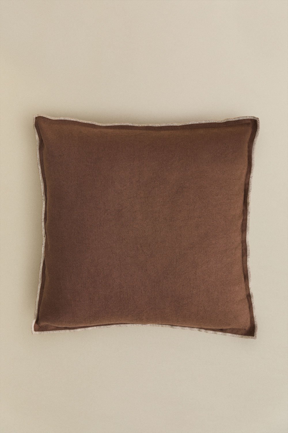 Square cushion 40x40 cm in Angola cotton and linen, gallery image 1