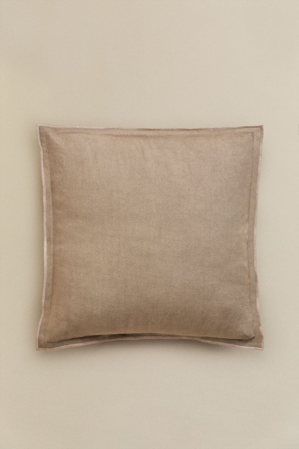 Square cushion 40x40 cm in Angola cotton and linen, gallery image 1