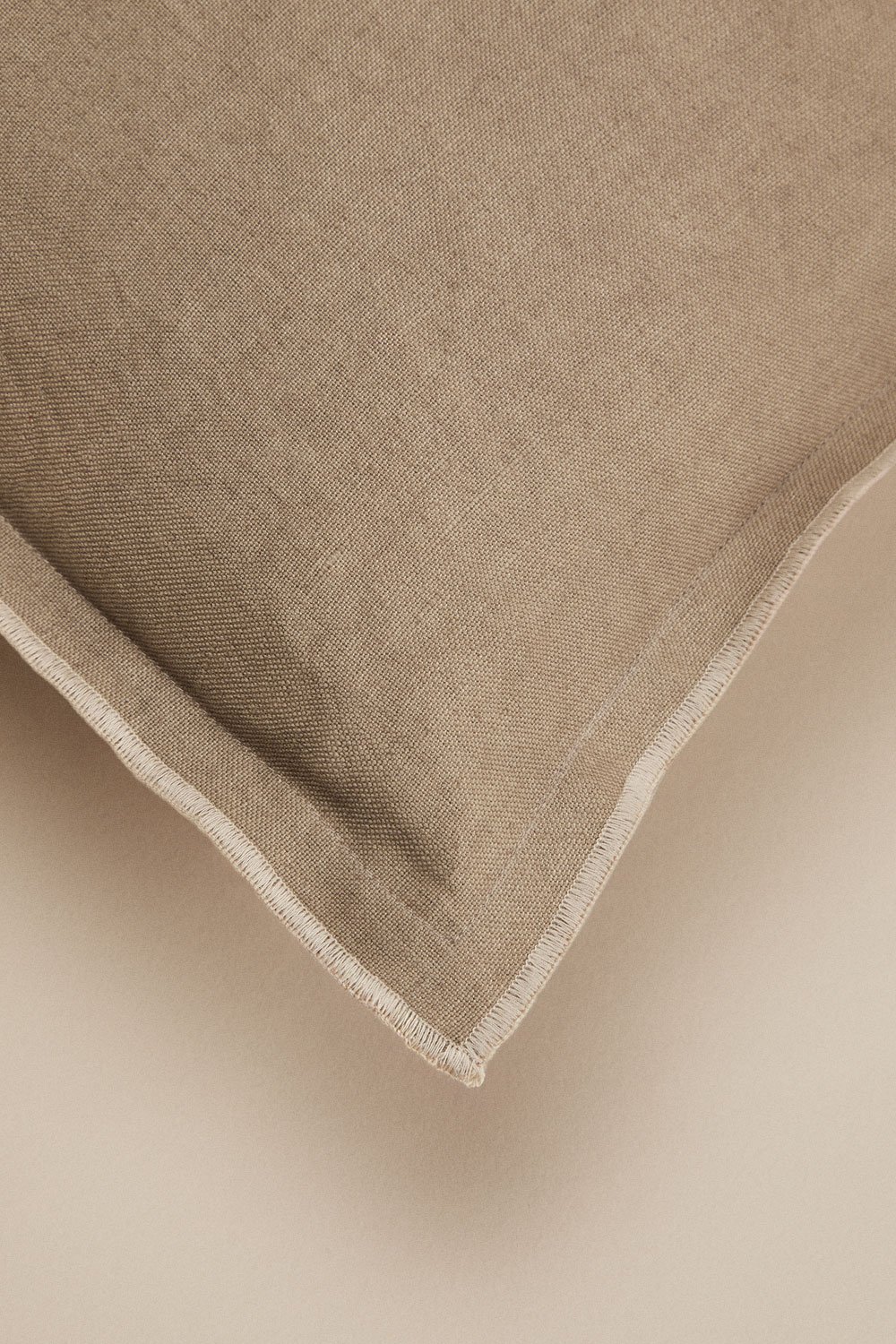 Square cushion 40x40 cm in Angola cotton and linen, gallery image 4