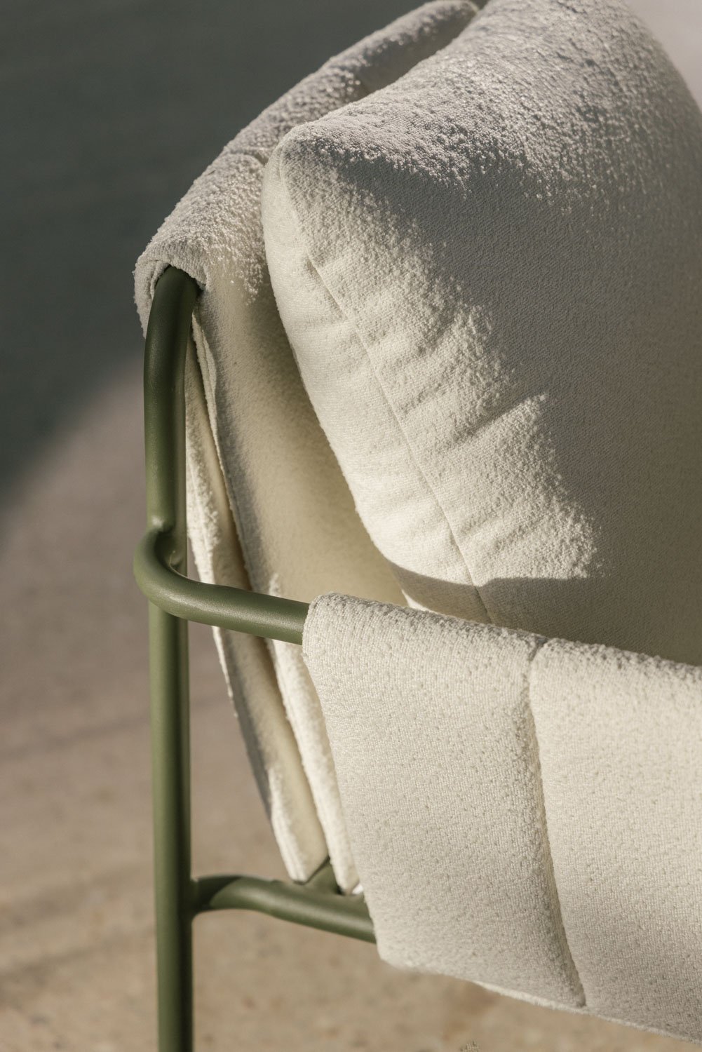 Set of 4 garden chairs with upholstered armrests and Zunika steel, gallery image 2