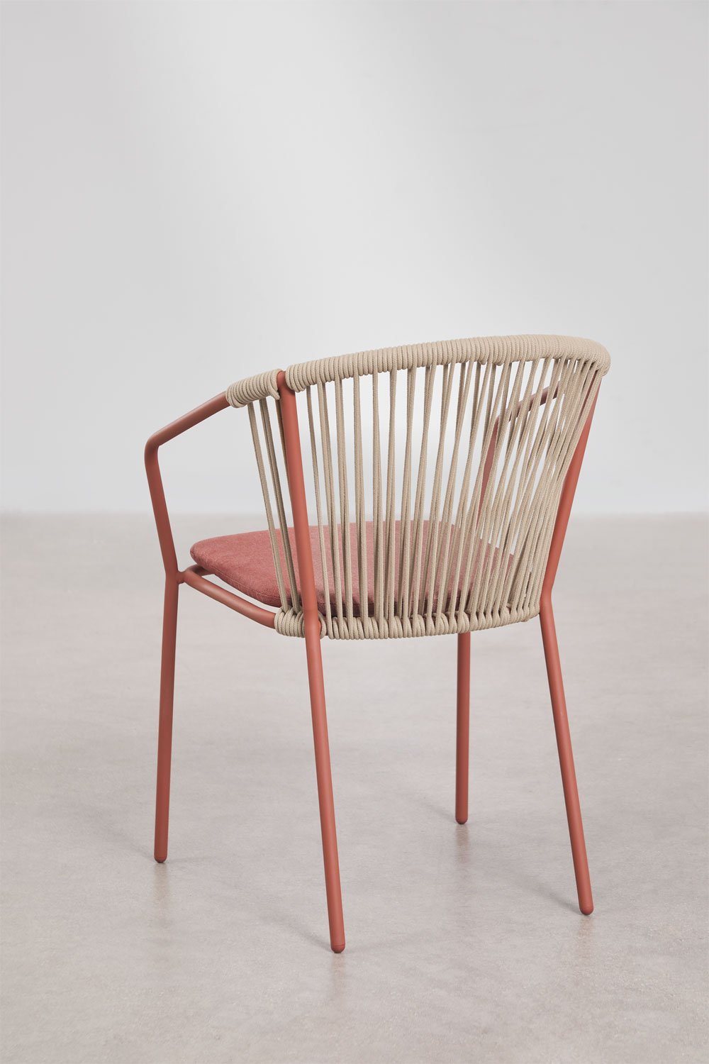 Oklahoma stackable garden chair in steel and braided rope, gallery image 3